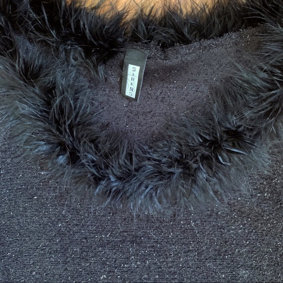 90s Babe Sparkle & Feather Sirens top 😘🖤✨ - Picture 6 of 6